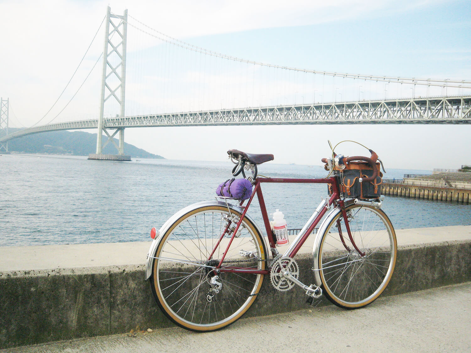 ランドナー サラリーマン輪太郎さん　橋と自転車写真02